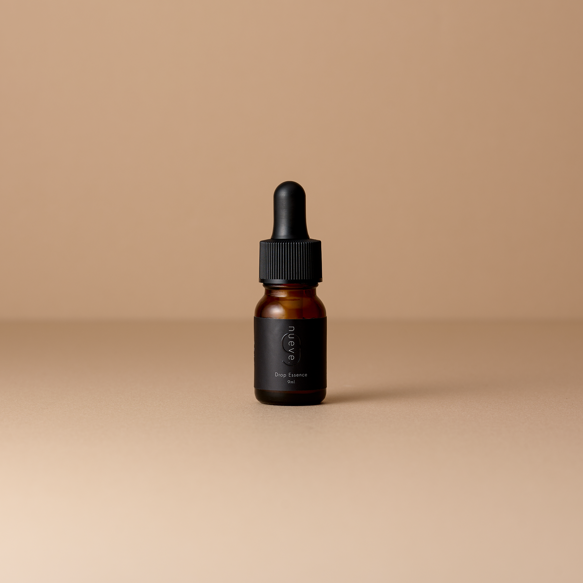 Deep drop 化粧水　美容液 nueve_essence_1.png?v=